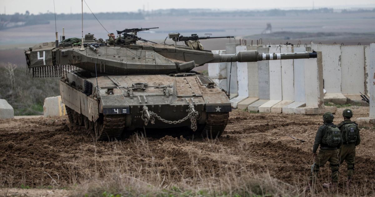 An Israeli tank on the Israel Gaza border. (File photo/AP)