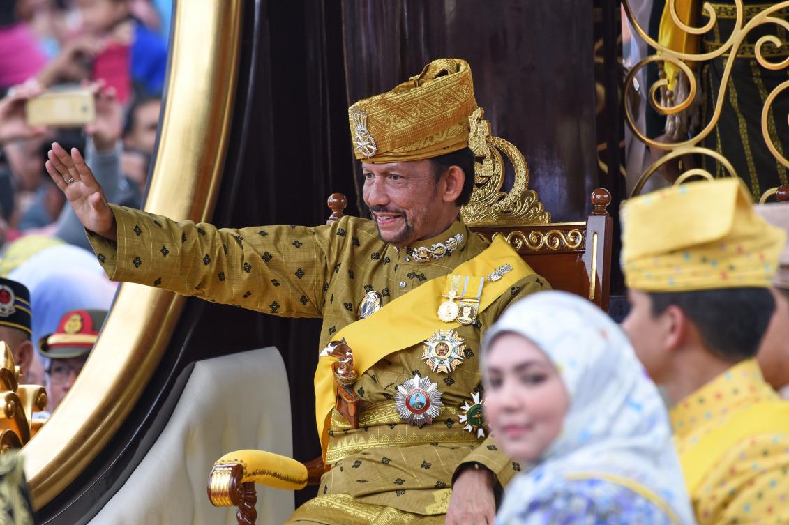 Brunei monarch Sultan Hassanal Bolkiah marks golden jubilee Arab News