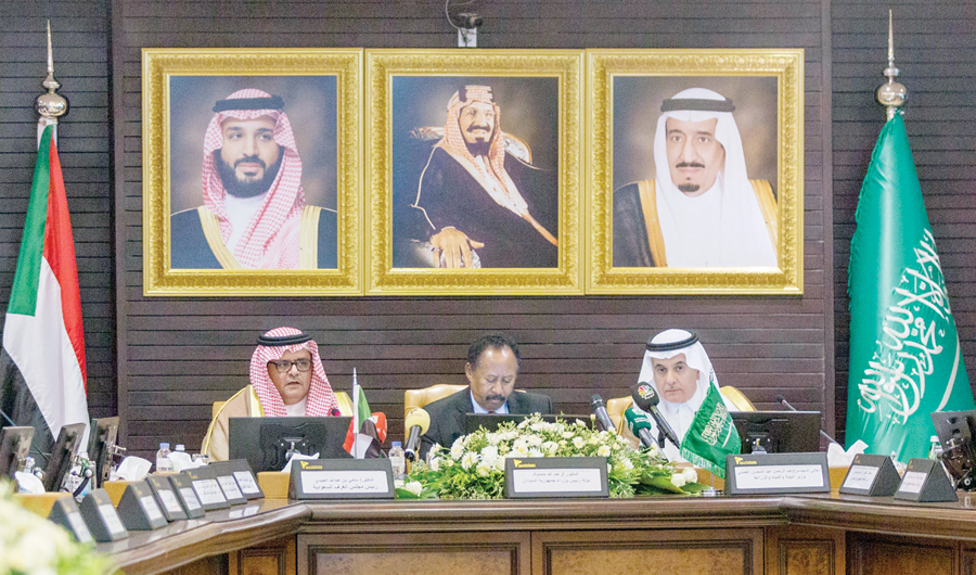 Sudanese PM Abdalla Hamdok met with Saudi businessmen at the Council of Saudi Chambers in Riyadh. (Photo/Supplied)