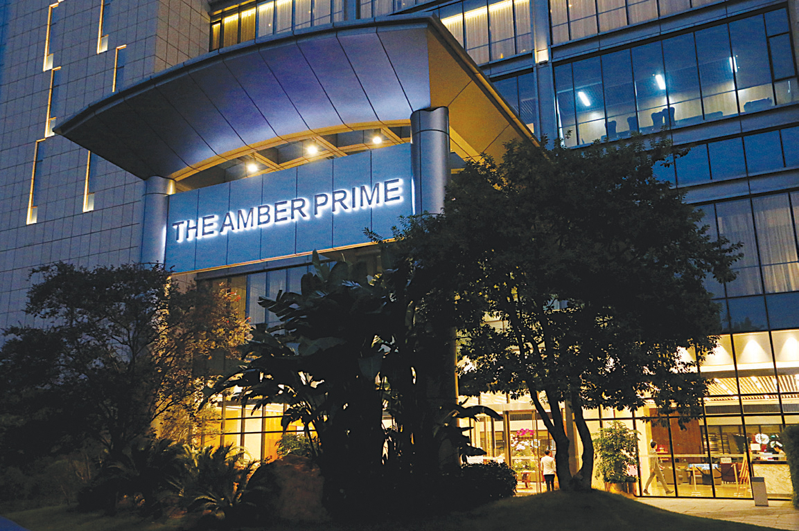 The Huawei-owned 5-star Amber Prime hotel in Shenzhen. (Reuters)