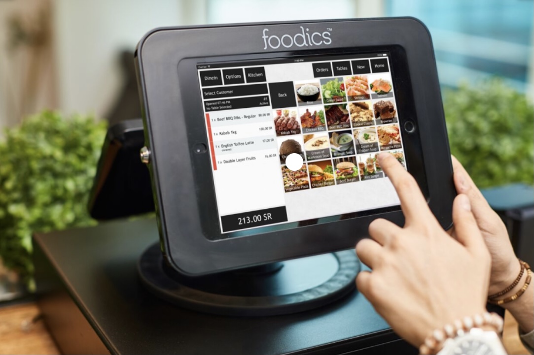 Foodics offers its Kitchen Display System (KDS), where orders from customers are sent directly to a display screen in the kitchen and staff can then prepare the order and send it out for delivery. (Supplied: Foodics)