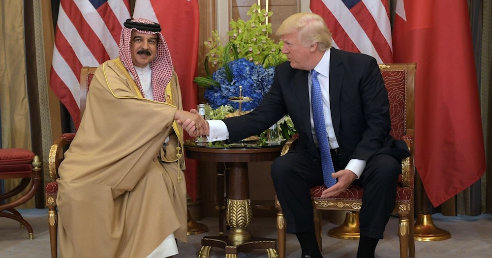 Outgoing US President Donald Trump awarded the King of Bahrain the Legion of Merit with the Degree of Chief Commander. (File/AP)