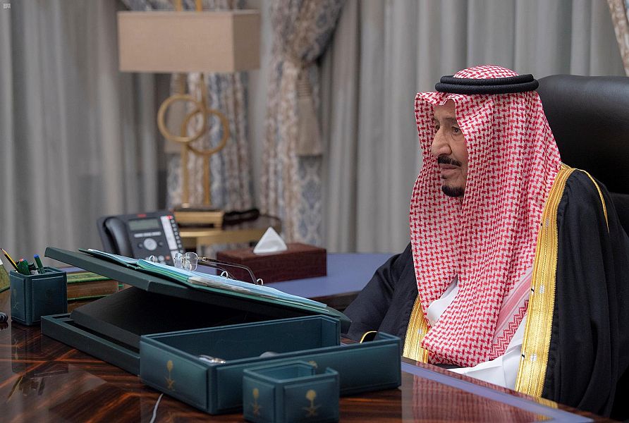 Saudi Arabia’s King Salman chairs the weekly Cabinet meeting on Tuesday, Jan. 26, 2021, in NEOM. (SPA)