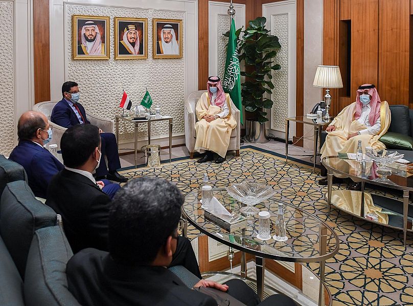 Saudi Arabia’s foreign minister Prince Faisal bin Farhan (R) received his Yemeni counterpart, Ahmed Awad bin Mubarak, at his office in the capital Riyadh on Sunday. (SPA)