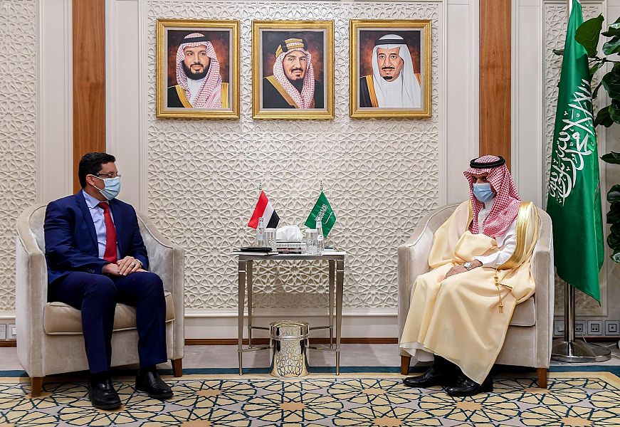 Saudi Arabia’s foreign minister Prince Faisal bin Farhan (R) received his Yemeni counterpart, Ahmed Awad bin Mubarak, at his office in the capital Riyadh on Sunday. (SPA)