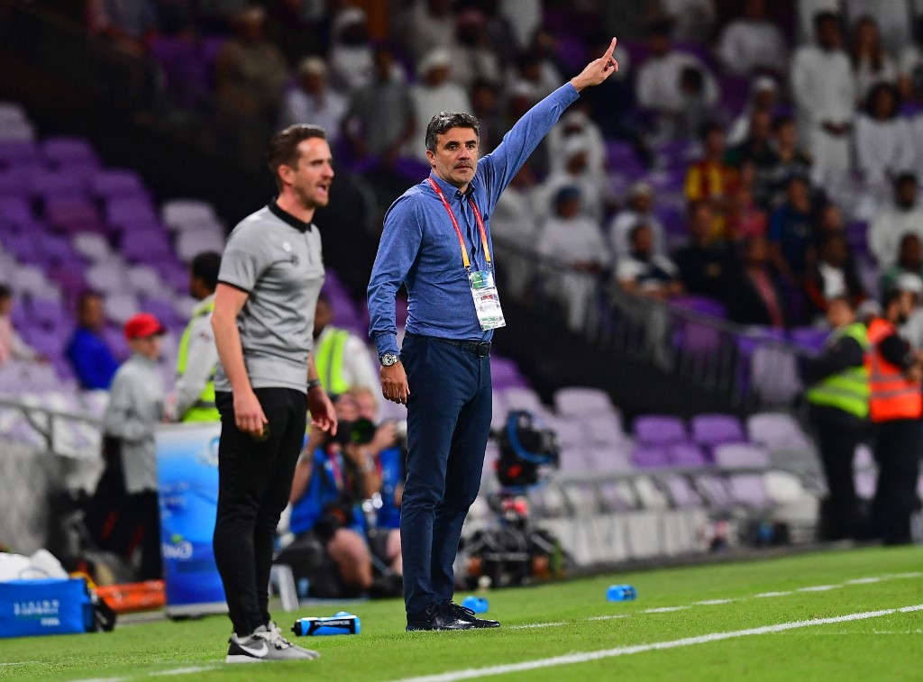 Al-Ain's coach Zoran Mamic speaks to his players during the opening match of the FIFA Club World Cup in 2018. (AFP/File Photo)