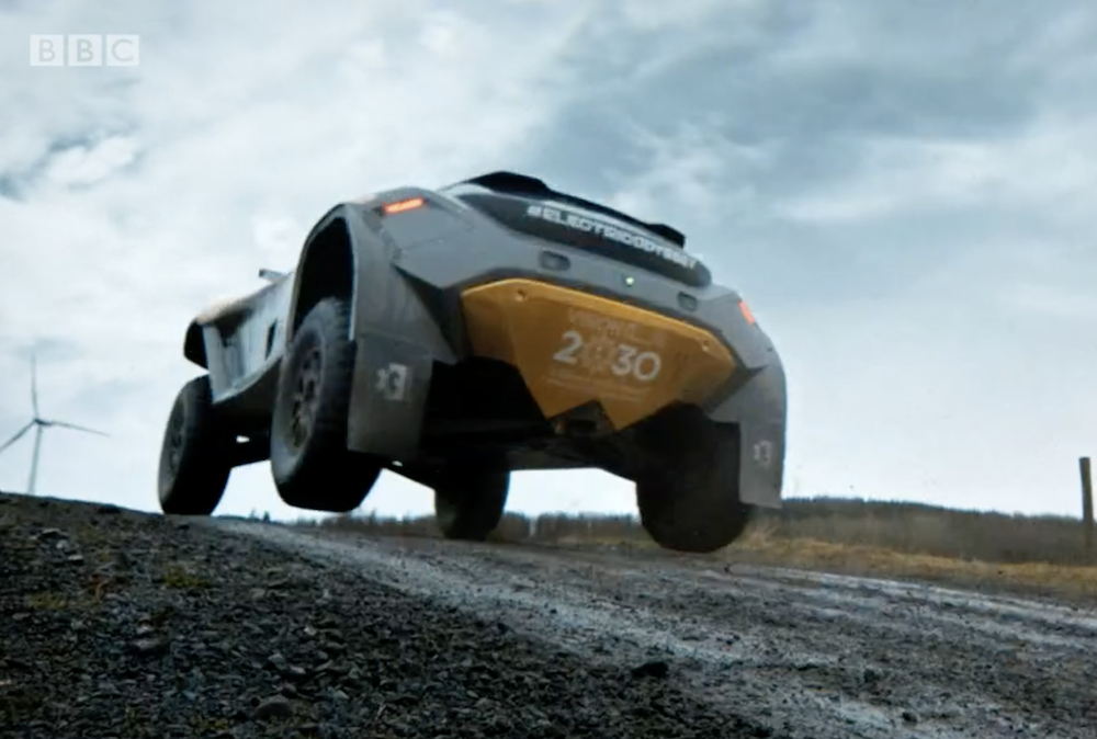 Extreme E Odyssey SUV, which will feature in the inaugural race of the Extreme E racing series in Saudi Arabia next month, has been praised by Andrew “Freddie” Flintoff, host of the BBC motoring show Top Gear. (Screenshot/BBC)
