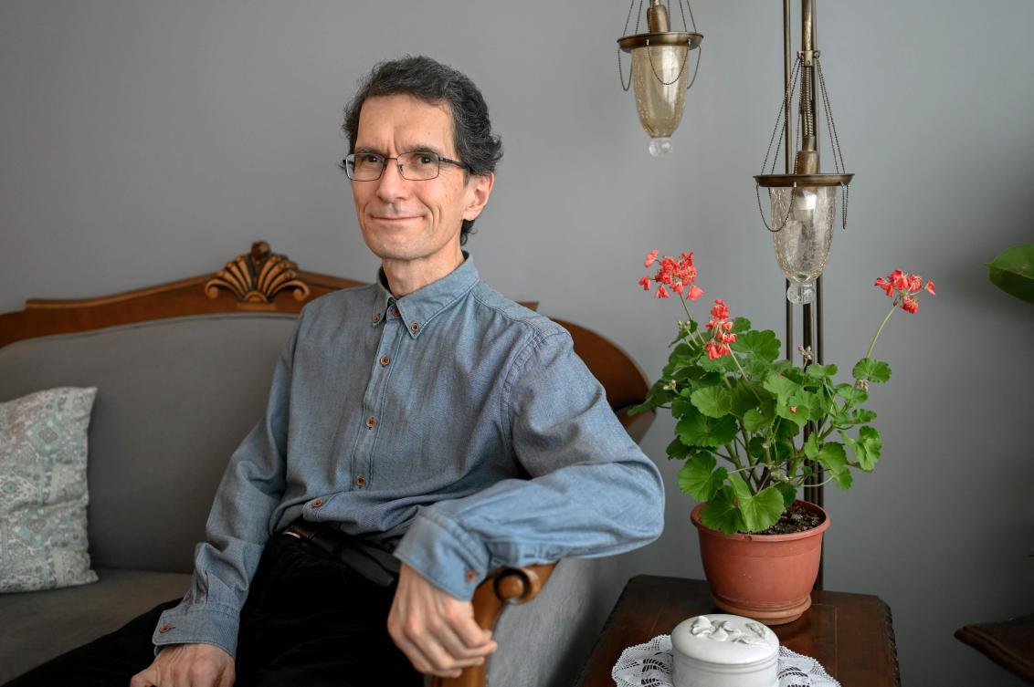 Turkish mathematician Tuna Altinel poses during an interview with AFP in Istanbul on March 24, 2021. Acquitted of terror charges after a stint in jail, a Turkish professor of a French university remains stranded in Istanbul, stripped of his passport and subjected to an opaque probe. (AFP)