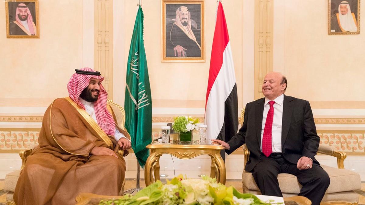 Saudi Arabia’s Crown Prince Mohammed bin Salman meets Yemen’s President Abed Rabbo Mansour Hadi in Riyadh. (File/Reuters)