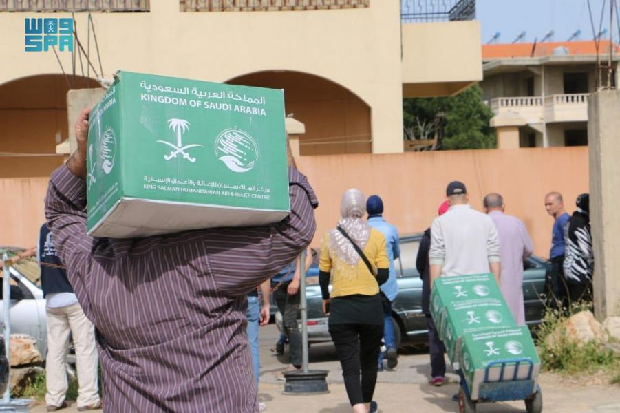 King Salman Humanitarian Aid and Relief Center continues to distribute Ramadan food baskets to Syrian and Palestinian refugees and Lebanese families most in need in Lebanon. (SPA)