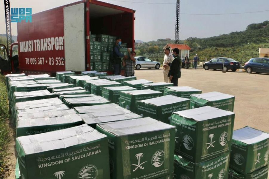 King Salman Humanitarian Aid and Relief Center continues to distribute Ramadan food baskets to Syrian and Palestinian refugees and Lebanese families most in need in Lebanon. (SPA)