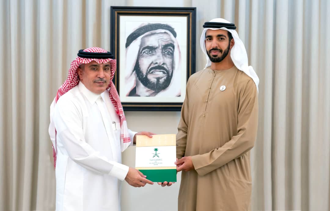 Saudi ambassador to the UAE Sultan bin Abdullah Al-Angari presents his credentials to Sheikh Shakhboot Nahyan Al-Nahyan in Abu Dhabi. (@mofauae)