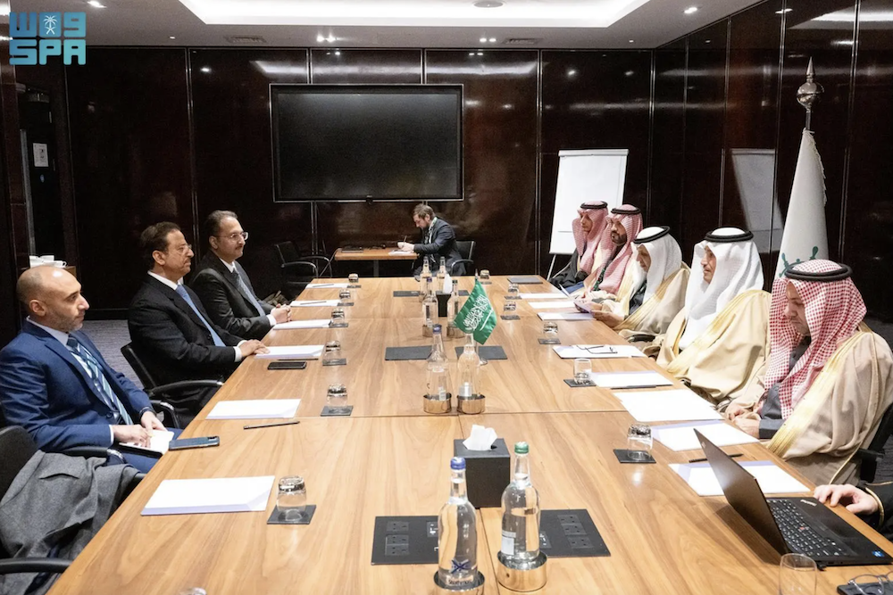 Saudi transport minister held meetings in London on Friday with several officials on the sidelines of the 33rd session of the International Maritime Organization Assembly. (SPA)