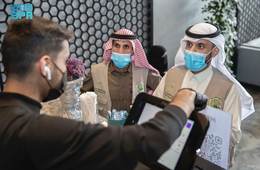 البلديات السعودية تزيد من دوريات المراقبة الصحية