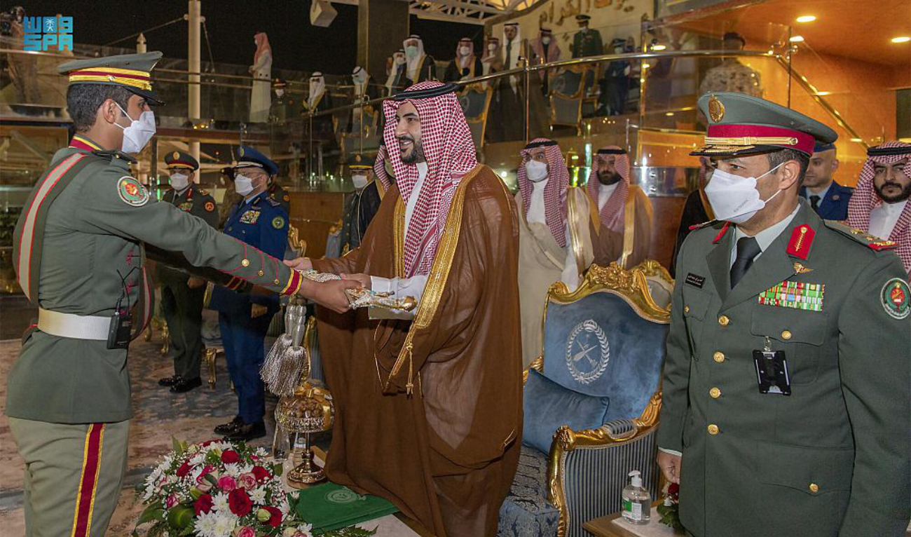 Saudi deputy defense minister attends King Abdullah Air Defense College graduation ceremony thumbnail