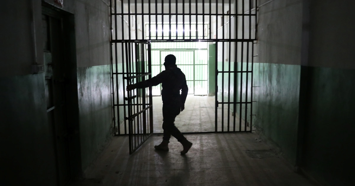 منظمة العفو الدولية: قانون مناهضة التعذيب الجديد في سوريا “تبرئة”