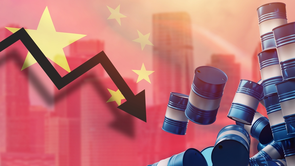 تراجع النفط بفعل مخاوف النمو في الصين حيث يزن الاتحاد الأوروبي حظر الخام الروسي: رويترز