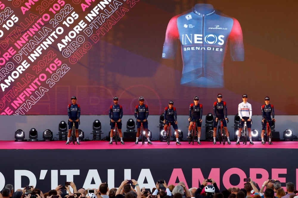 أحب كاراباز مواصلة نجاح Inios في Giro di Italia