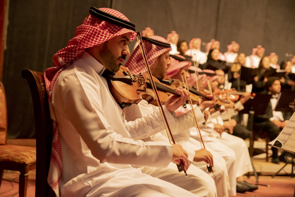 حفل “صوت السلام” يذهل الرياض بأدائه السحري للكلاسيكيات