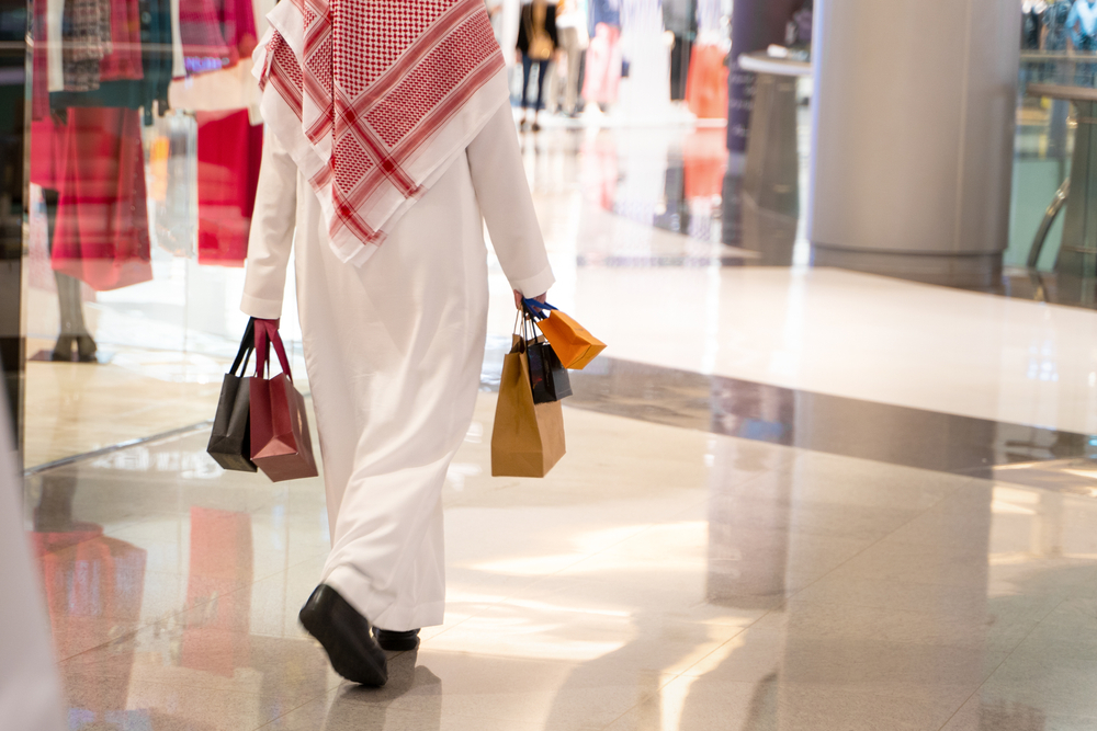 وارتفع معدل التضخم السنوي في السعودية إلى 2.3 بالمئة في أبريل نيسان بفعل انخفاض أسعار المواد الغذائية والمشروبات