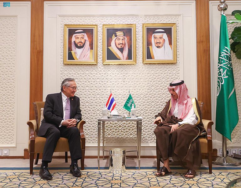 وزير الخارجية السعودي يلتقي رئيس الوزراء التايلاندي في الرياض