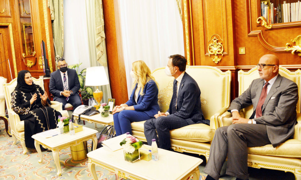Una delegazione parlamentare italiana è stata informata sulle riforme saudite durante la visita alla sede del Consiglio della Shura