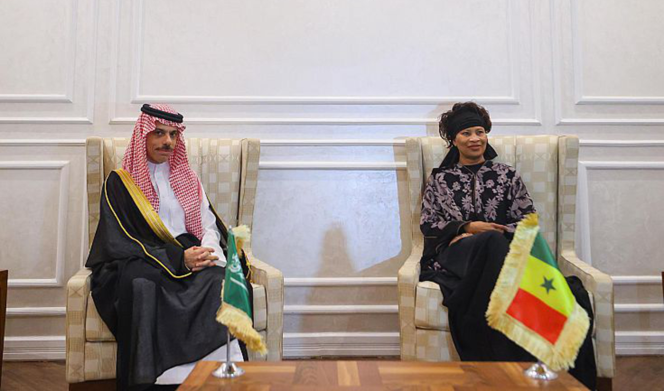 أفاد وزير الخارجية أن السنغال تقف إلى جانب السعودية ضد هجمات الحوثيين