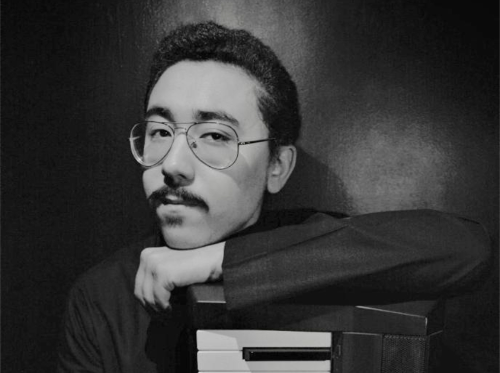 يسعى فنان سعودي إلى دعم الصحة العاطفية من خلال العلاج بالفن