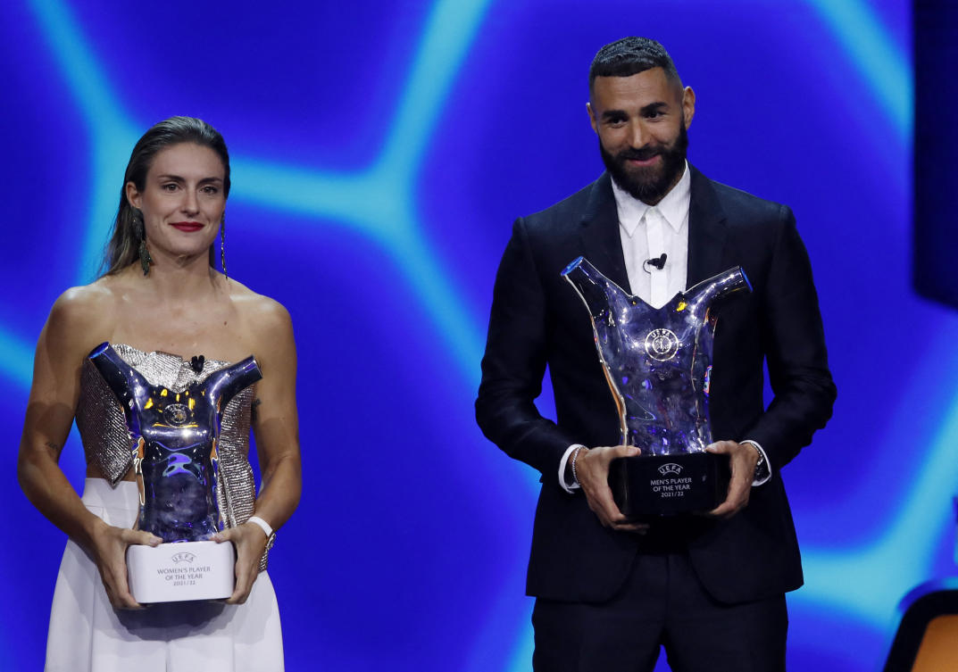 كريم بنزيمة وأليكسيا بوتيلز يفوزان بجوائز الاتحاد الأوروبي لأفضل لاعب