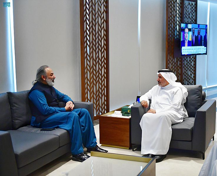 رئيس مركز الملك سلمان للإغاثة والأعمال يستقبل سفير باكستان لدى السعودية