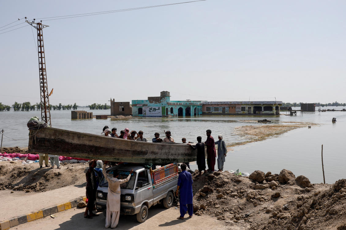 مسئولون باكستانيون: فيضانات بحيرة ستسبب المزيد من الفيضانات