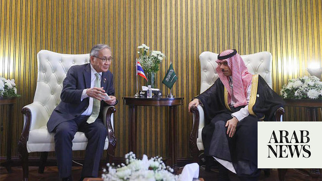 Saudi and Thai foreign ministers meet at OIC session | Arab News