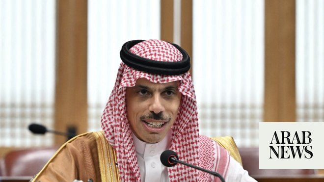 قال وزير سعودي إن قرار أوبك + خفض إنتاج النفط اقتصادي بحت