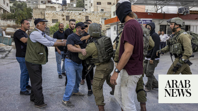 مقتل 2 فلسطينيين في هجوم اسرائيلي بالضفة الغربية: وزارة فلسطينية