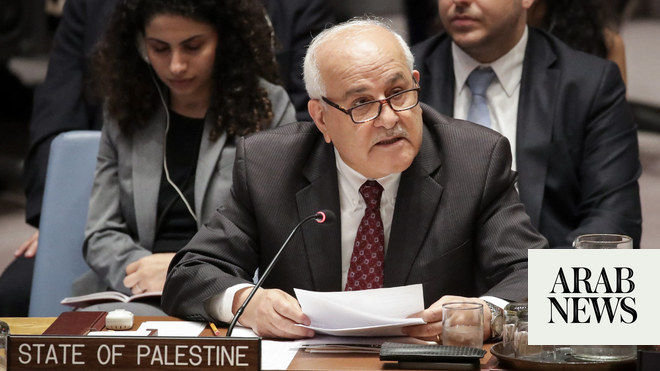 وقال السفير رياض منصور لوكالة الأنباء العربية إن فلسطين لها “حق طبيعي وقانوني” في أن تصبح عضوا كامل العضوية في الأمم المتحدة.