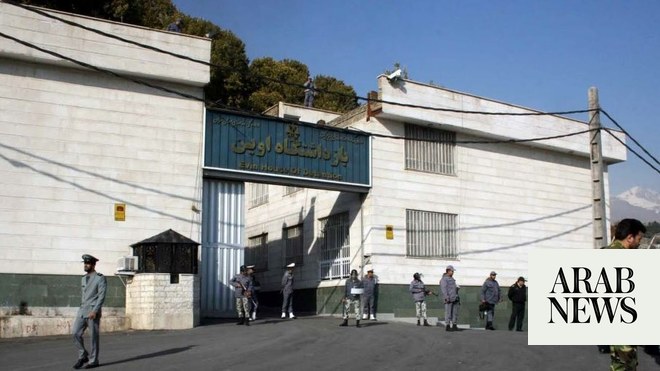 Australian one of 40 foreign nationals held in Iranian jails thumbnail
