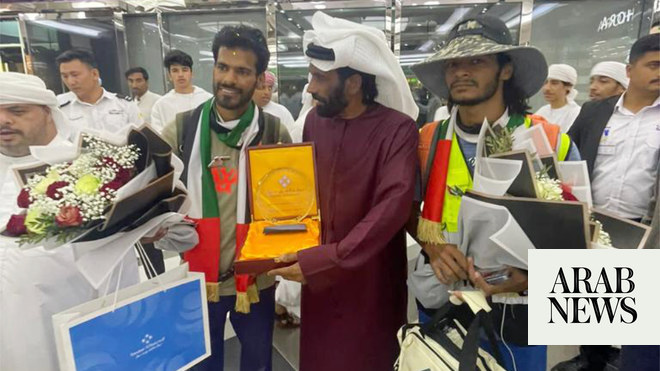 مغامرون سعوديون يسيرون لمسافة 1200 كيلومتر للاحتفال باليوم الوطني لدولة الإمارات العربية المتحدة