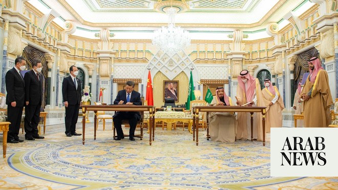 Líderes saudíes y presidente chino firman varios acuerdos en Riad