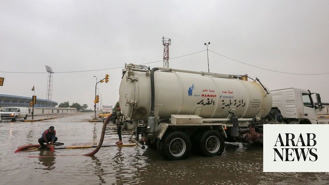 غمرت الأمطار الغزيرة في العراق شوارع بغداد