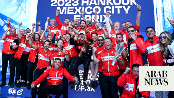 جيك دينيس يفوز بسباق Hankook Mexico City E-Prix الافتتاحي للفورمولا إي