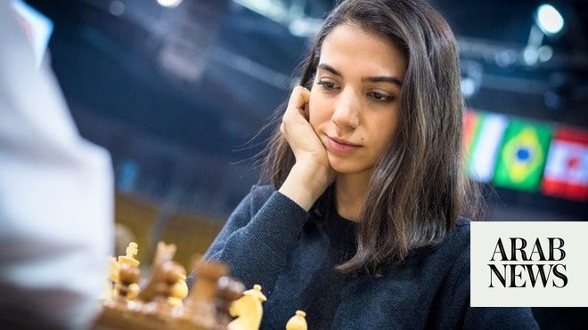 Iranian chess player was warned not to return to Iran after competing  without hijab -source