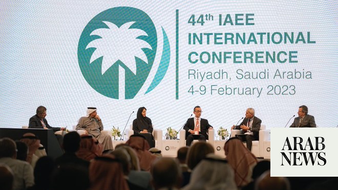 قالت الأميرة نورا أمام المؤتمر الدولي لـ IAEE أن القطاع الخاص بحاجة إلى المساعدة في دفع الابتكار في مجال تغير المناخ إلى الأمام