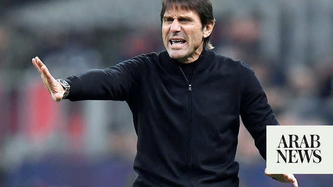 Antonio Conte future latest: Tottenham make offer to elevate