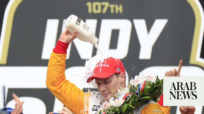 Newgarden يفوز بالبطولة رقم 107 في Indianapolis 500