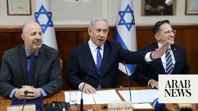 ويقول مسؤولون إن إسرائيل ليست قريبة من قصف مواقع الأسلحة النووية الإيرانية