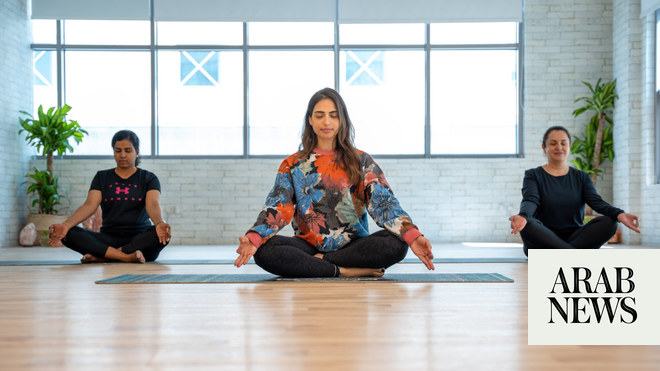 Cultivați sănătatea holistică cu yoga în Khobar