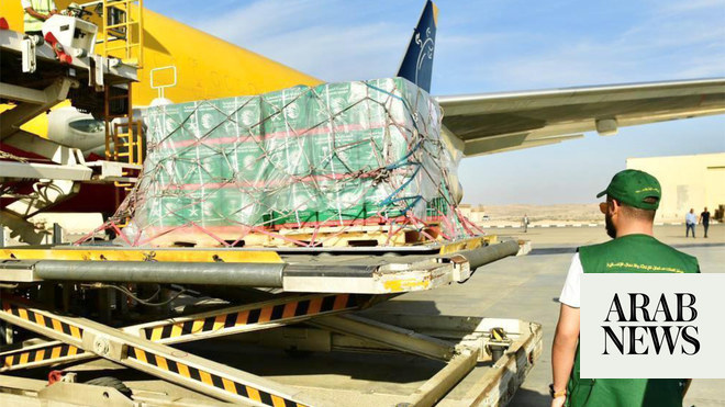 Gaza mission: Fourth Saudi relief plane lands in Egypt