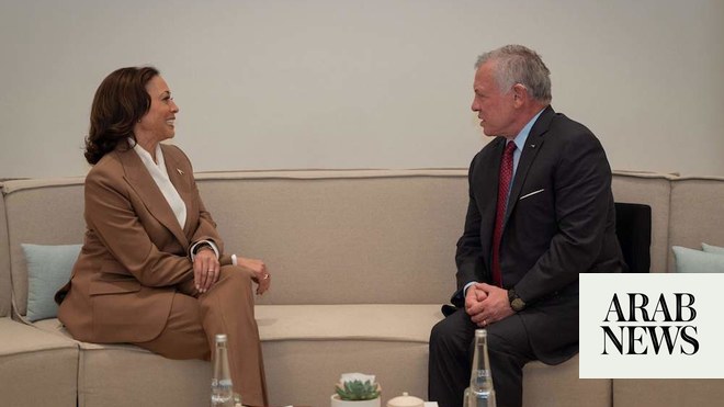 نائب الرئيس الأمريكي هاريس يدعو إلى ضبط النفس بينما تقصف إسرائيل جنوب قطاع غزة