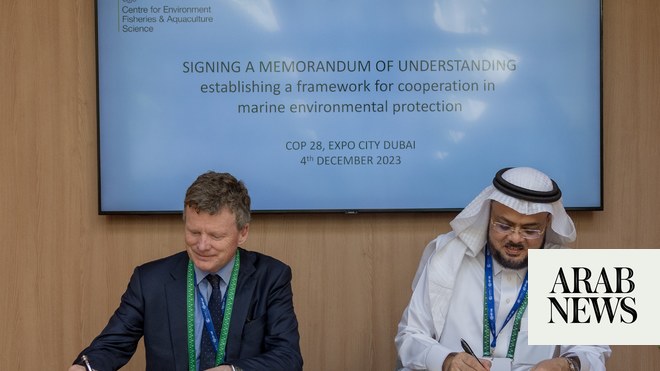 السعودية والمملكة المتحدة توقعان اتفاقية لتعزيز حماية البيئة البحرية