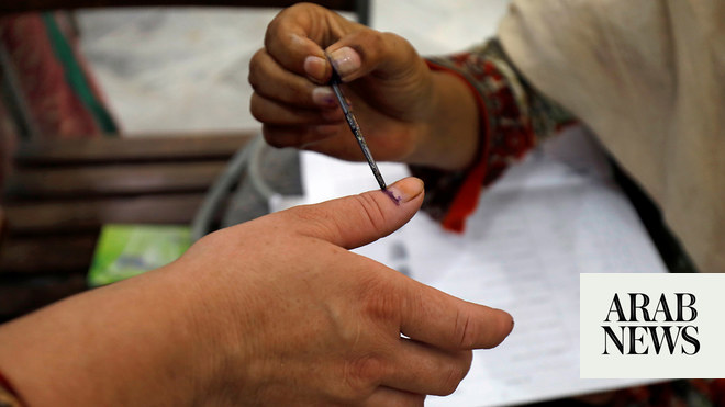 قدم الآلاف أوراق ترشيحهم للانتخابات الباكستانية وسط مزاعم عن تزوير ما قبل الانتخابات